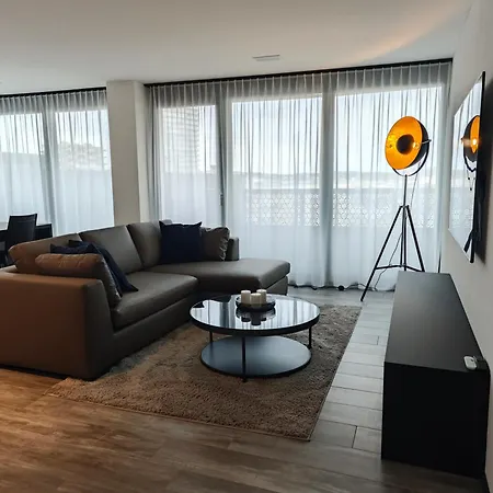Sun Tower شقة *